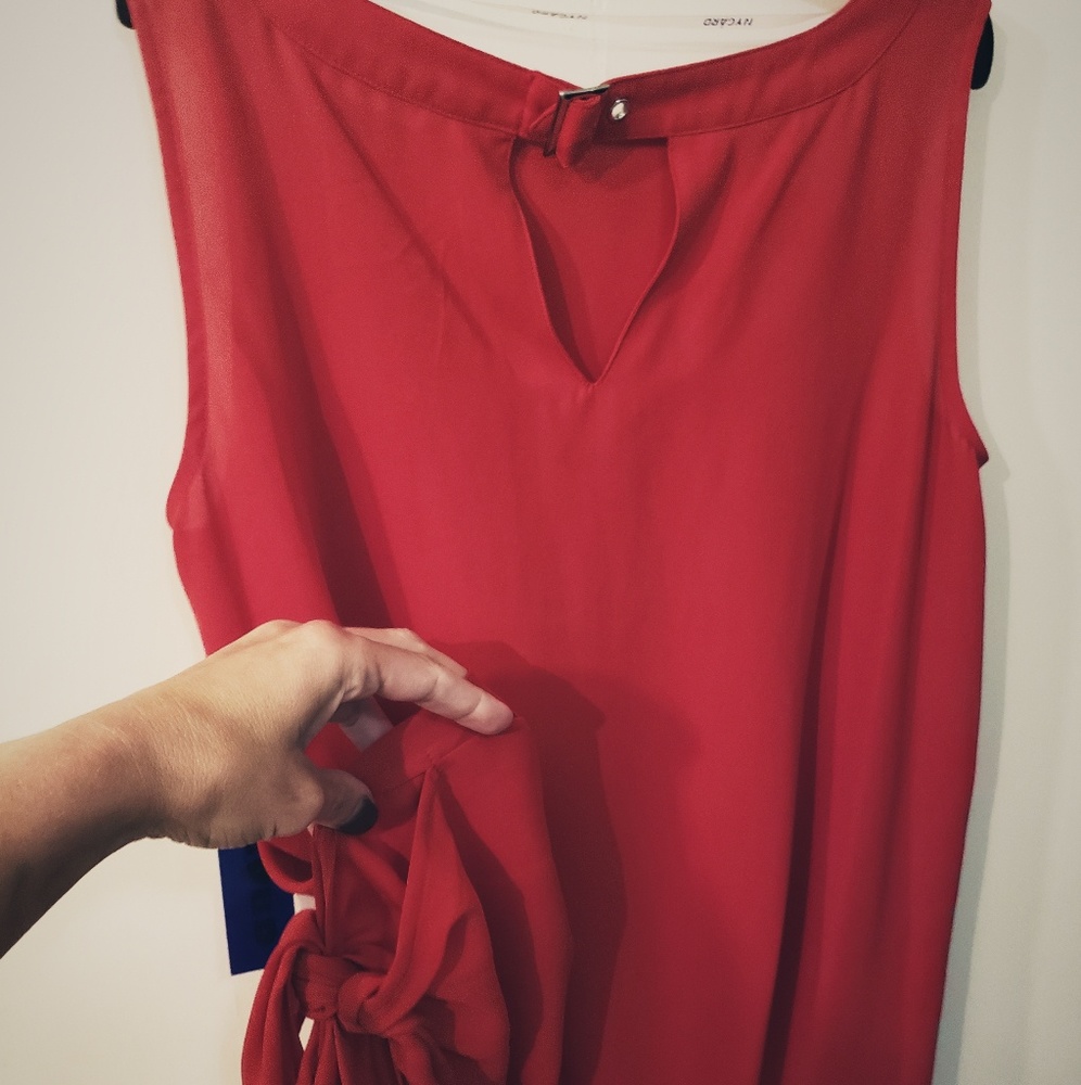 NWT Peter Nygard Sleveless Blouse sz 6